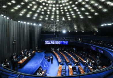 Pagamento automático de pensão alimentícia é aprovado no Senado