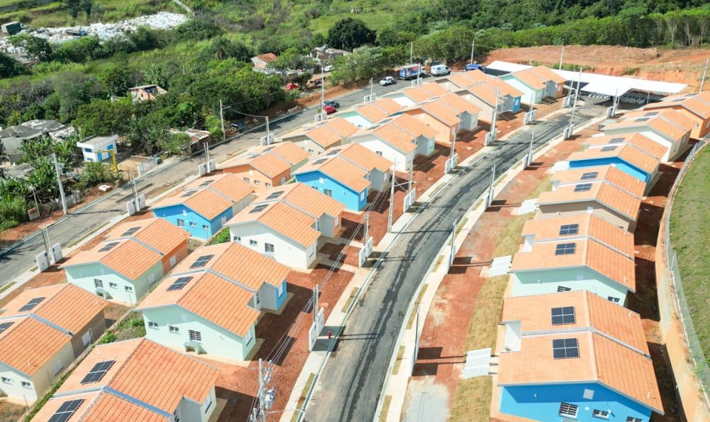 Governo de SP entrega moradias a 80 famílias que aguardavam casa própria há 24 anos em Bragança Paulista