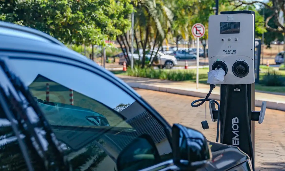 Renovação de cota zero para carros elétricos beneficia consumidor
